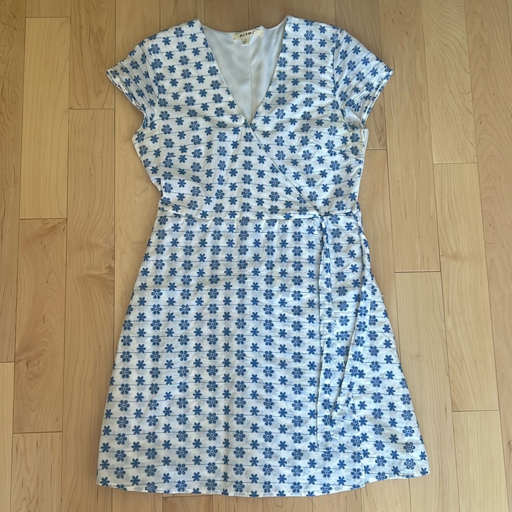 Francesca’s white with blue flowers cotton dress